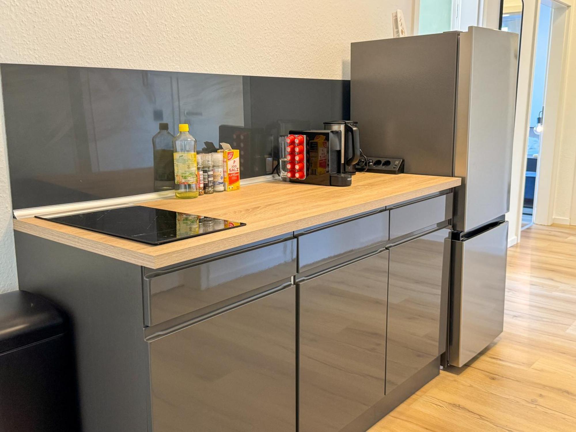 Apartment Duesseltal Messe 100Qm Düsseldorf Esterno foto